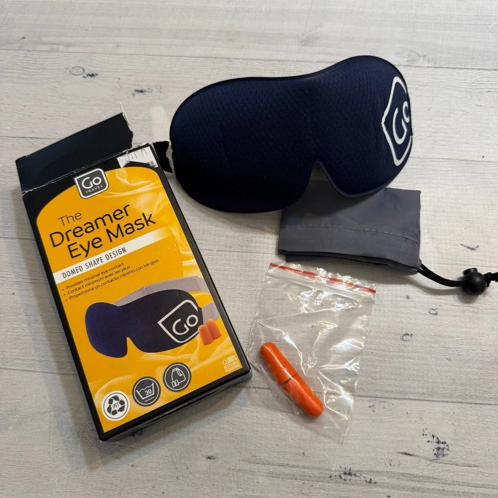 Go travel the dreamer eye mask